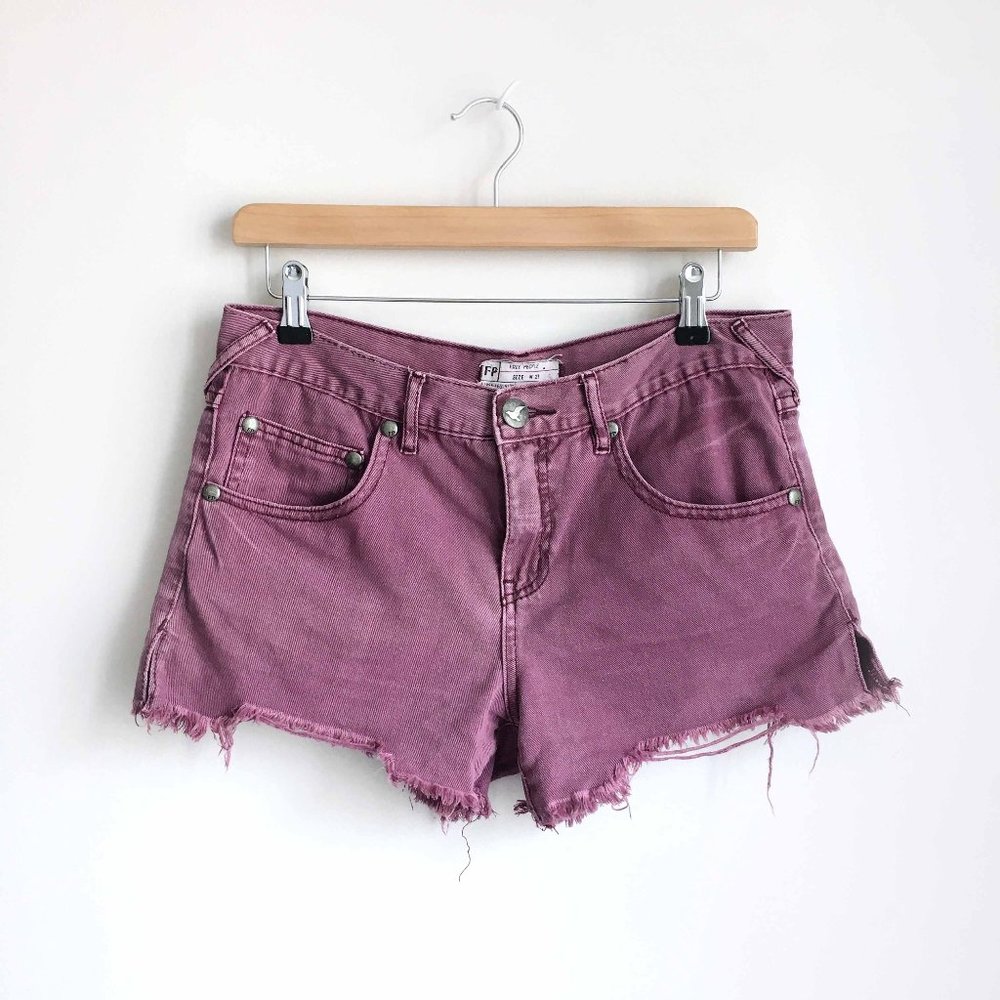 Free People cut-off denim shorts - size 27